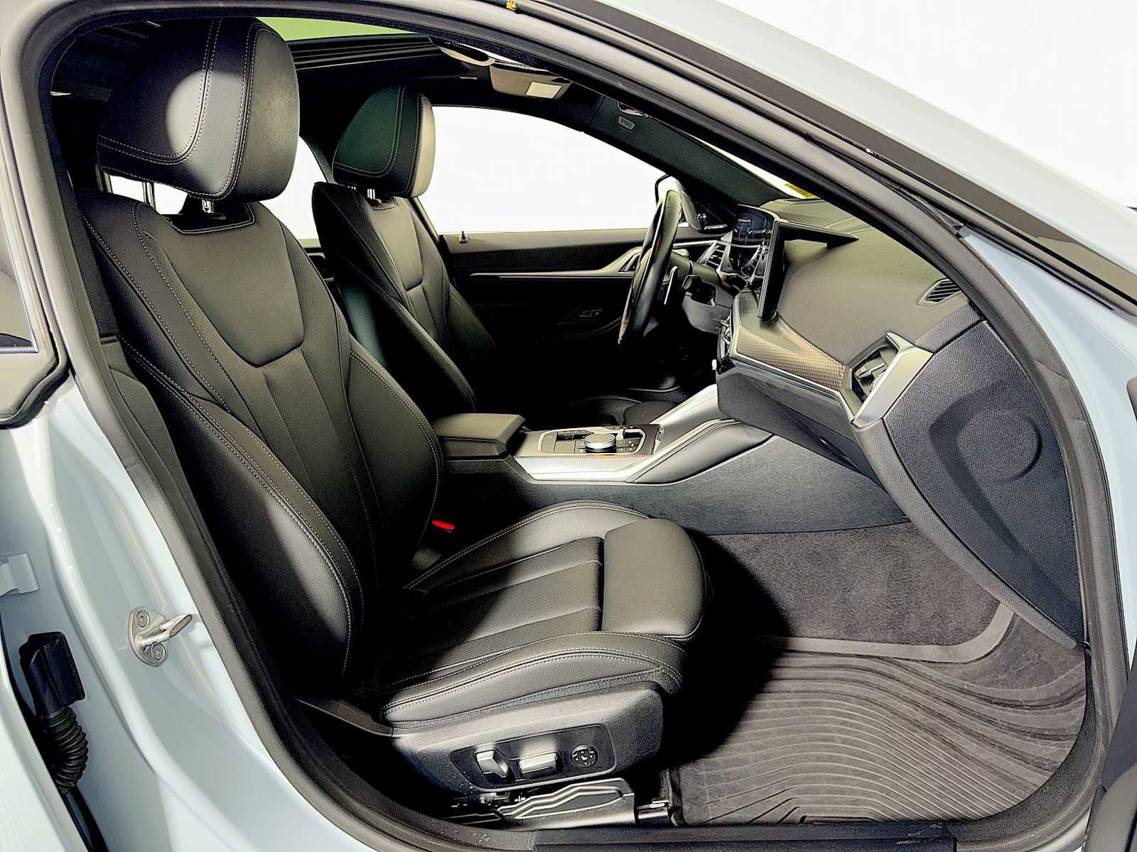 Certified 2024 BMW M440i xDrive Gran Coupe w/ Premium Package image 25