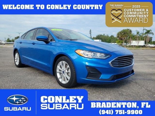 Used 2019 Ford Fusion SE FWD image 1