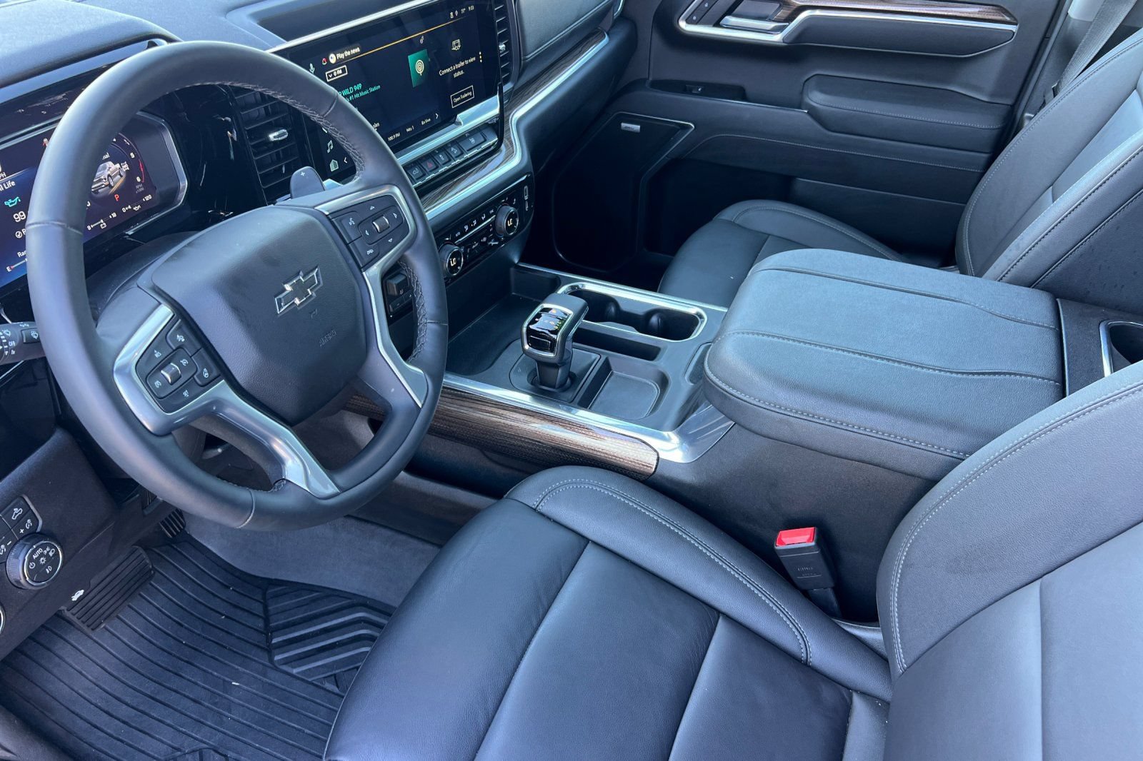 Used 2026 Chevrolet Silverado 1500 RST w/ RST All Star Premium Package AWD/4WD image 10