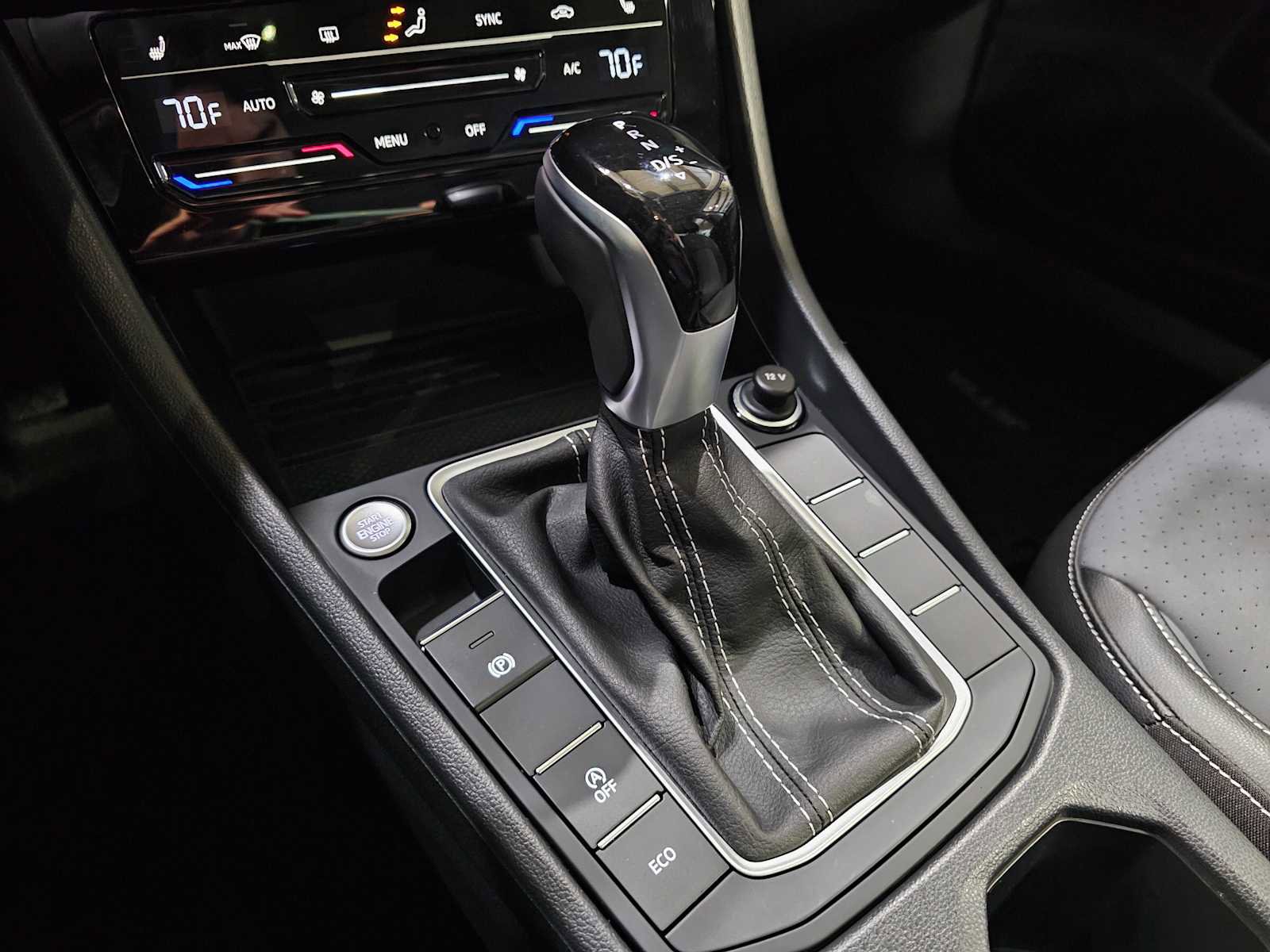 Certified 2025 Volkswagen Jetta SE image 31