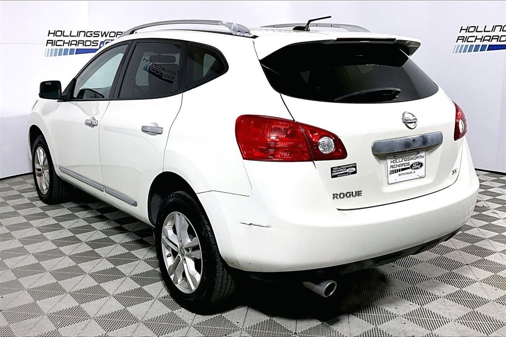 Used 2013 Nissan Rogue SV w/ Premium Pkg image 8