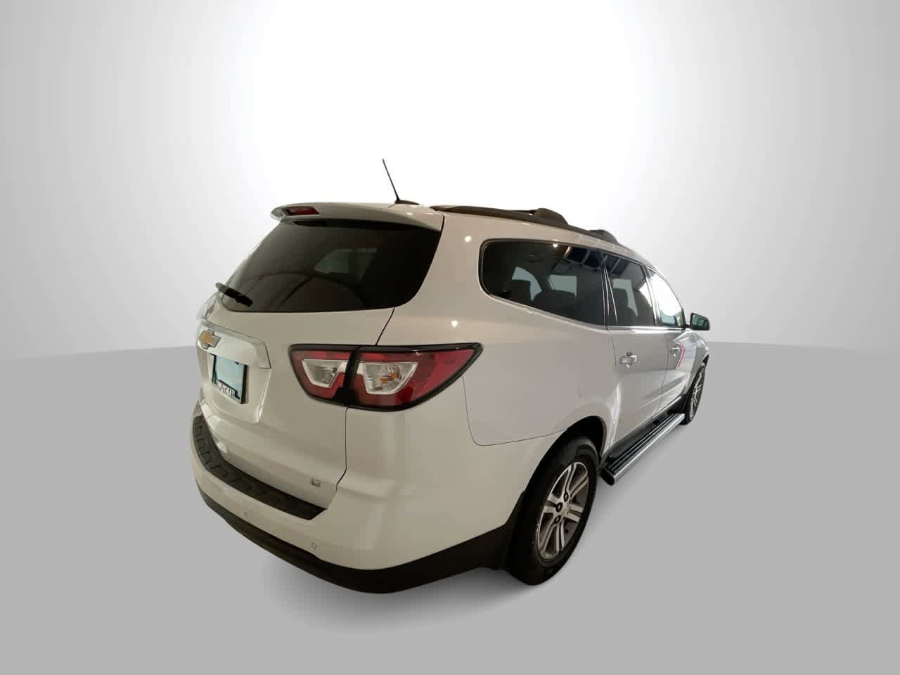 Used 2017 Chevrolet Traverse LT AWD/4WD image 8
