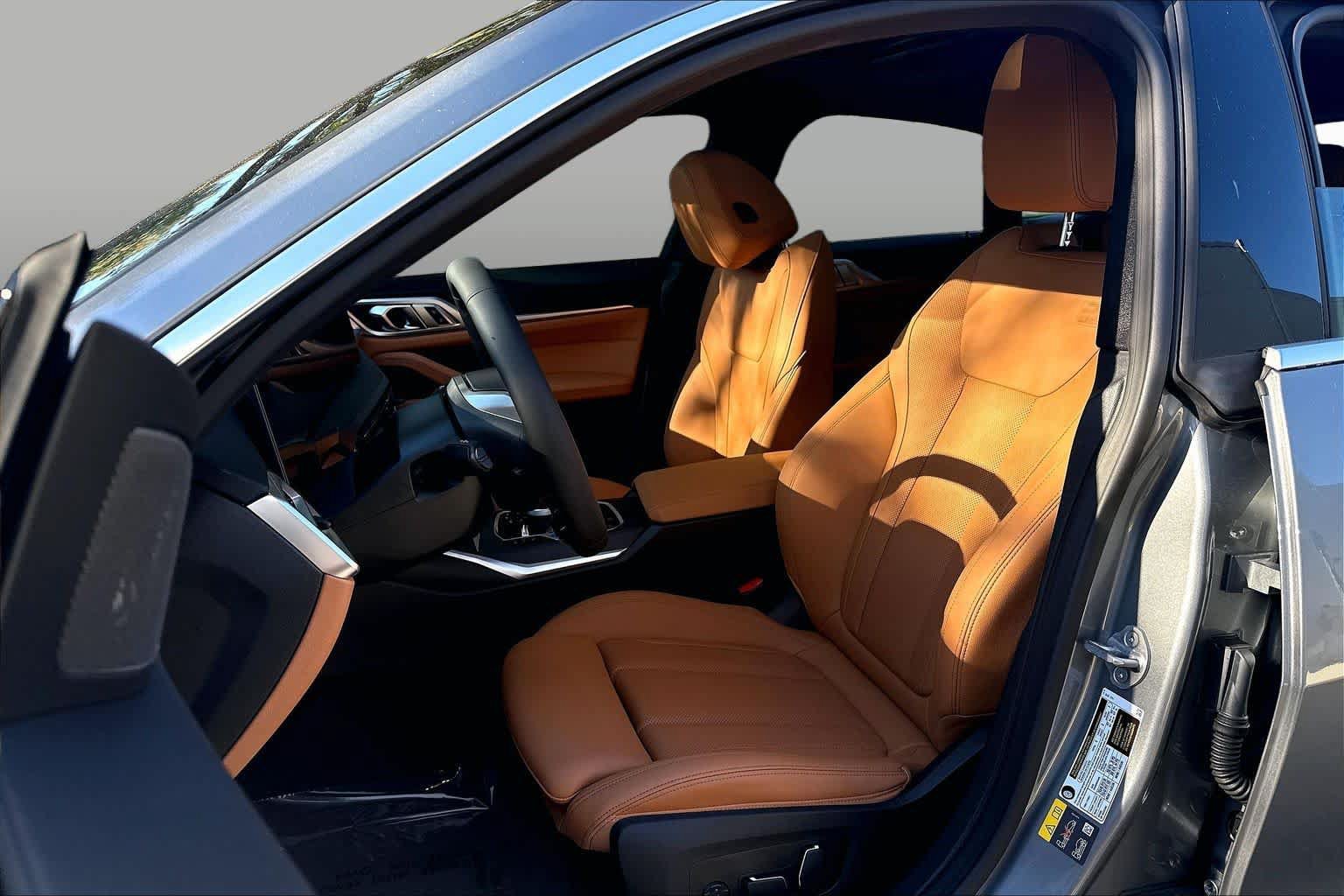Used 2025 BMW i4 xDrive40i w/ Premium Package AWD/4WD image 7