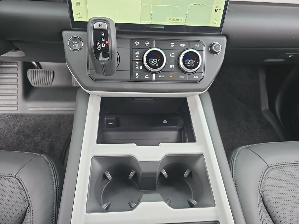 New 2026 Land Rover Defender 110 X-Dynamic SE AWD/4WD image 26