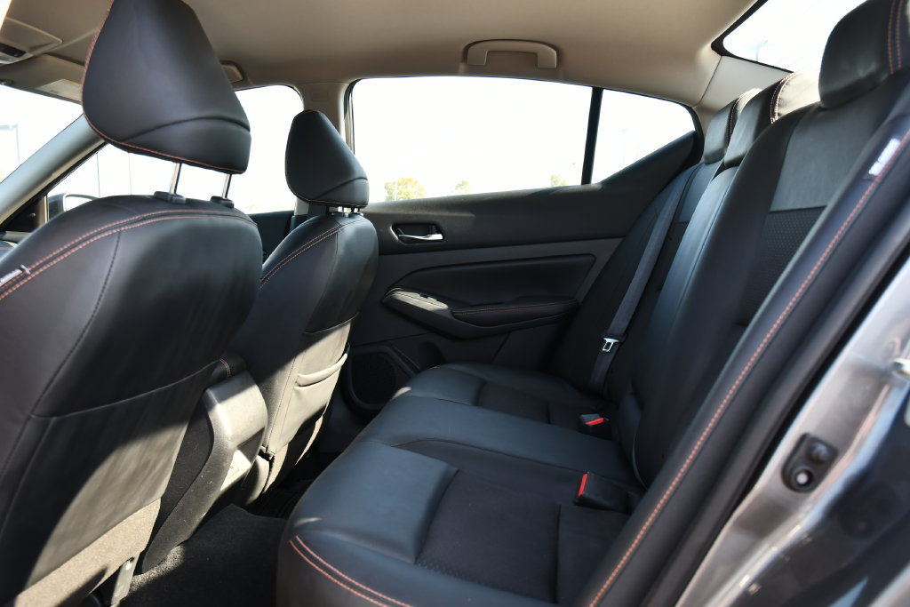Used 2022 Nissan Altima 2.5 SR FWD image 18