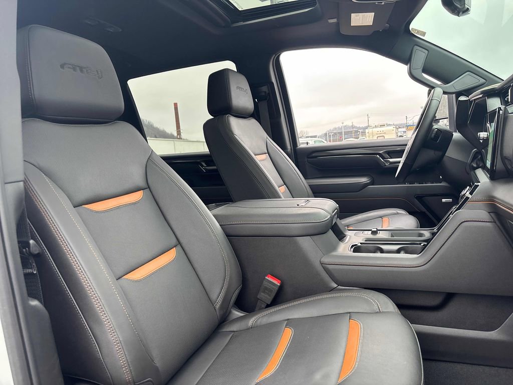 Used 2025 GMC Sierra 2500 AT4 w/ AT4 Premium Plus Package image 39