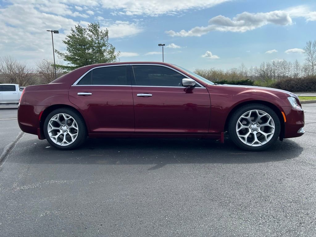 Used 2017 Chrysler 300 C Platinum w/ Safetytec Plus Group image 5