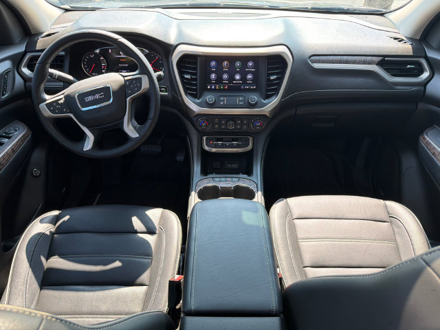 Used 2020 GMC Acadia Denali w/ Technology Package FWD image 26