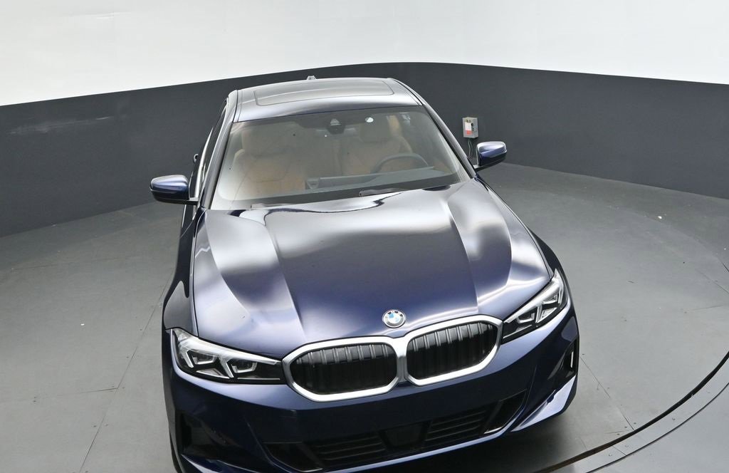 New 2026 BMW 330i Sedan w/ Convenience Package image 37