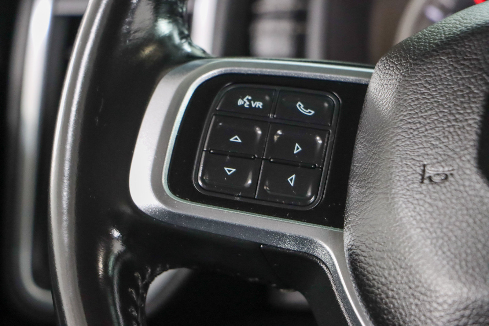 Used 2020 RAM 2500 Laramie AWD/4WD image 14