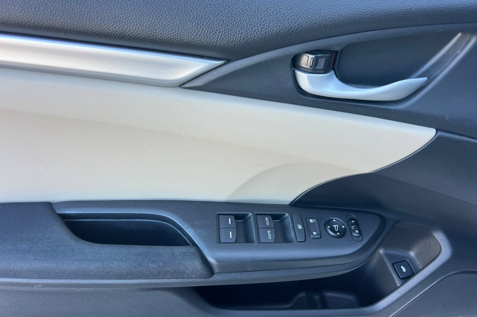 Used 2016 Honda Civic LX image 14