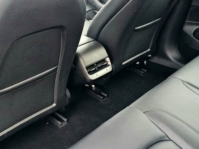 Used 2021 Tesla Model 3 Standard Range Plus image 25