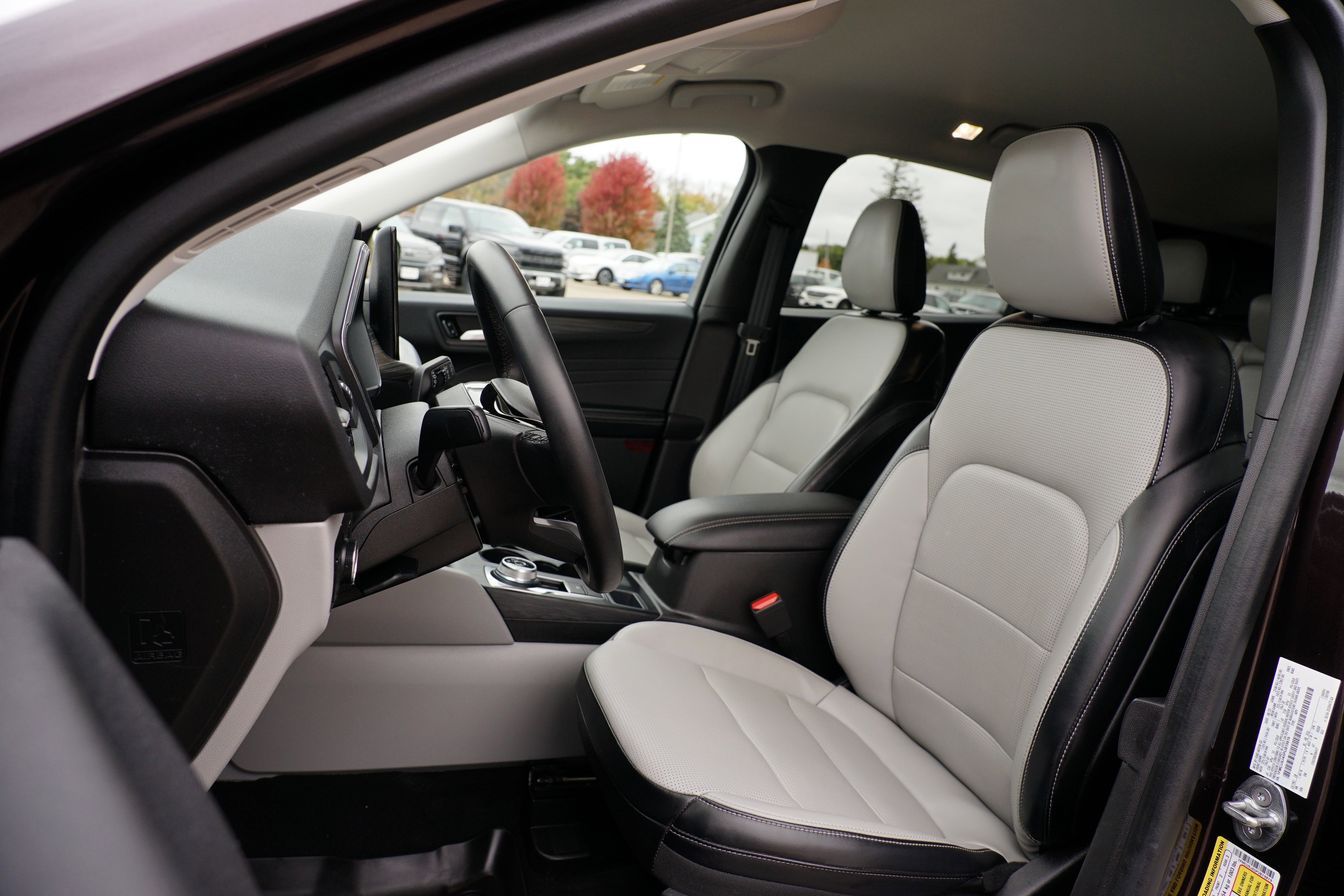 Used 2023 Ford Escape Platinum image 14