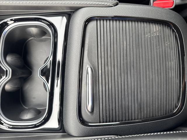 New 2027 Chrysler Pacifica Limited w/ S Appearance Package FWD image 26