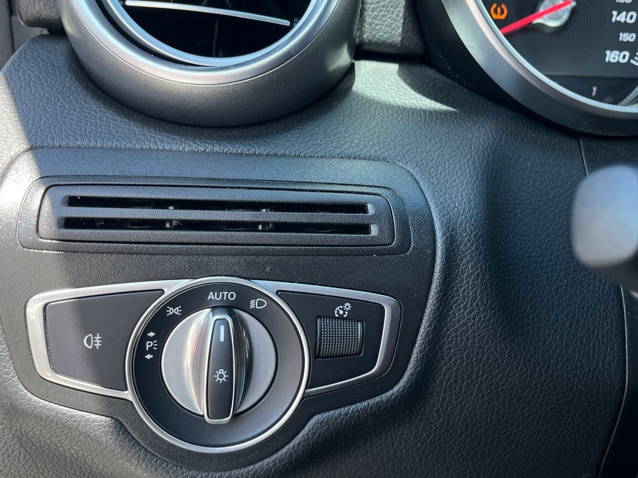 Used 2017 Mercedes-Benz C 300 4MATIC Cabriolet image 28