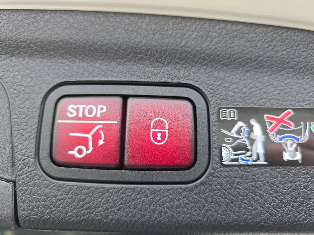 New 2026 Mercedes-Benz GLE 53 AMG 4MATIC image 19