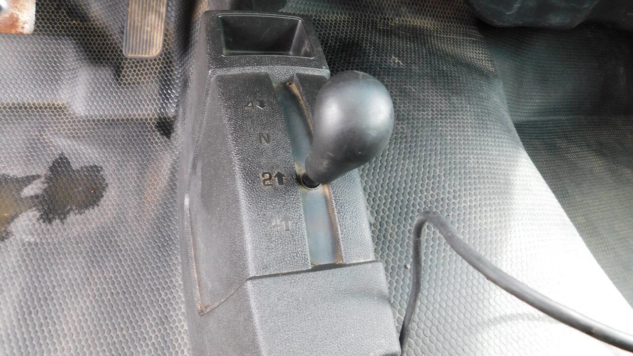 Used 2013 Chevrolet Silverado 3500 W/T w/ Snow Plow Prep Package image 13