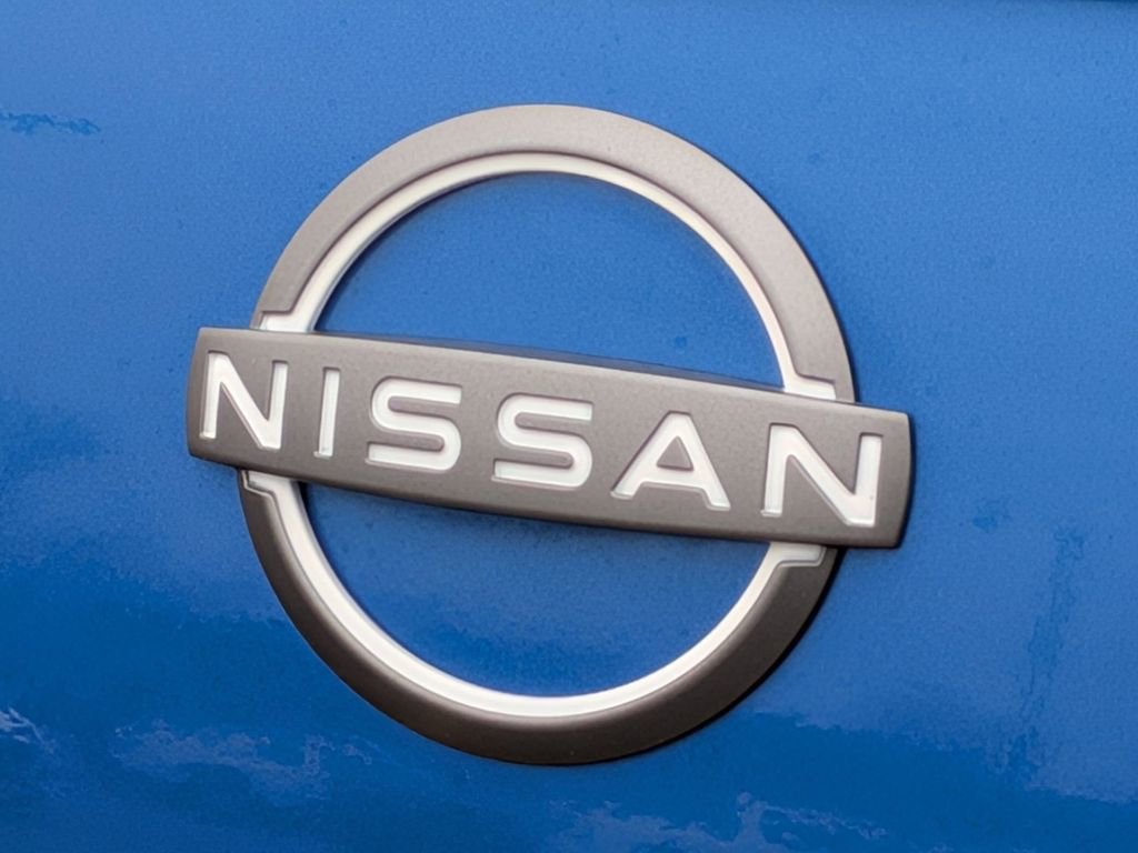 Used 2023 Nissan Versa S w/ Trunk Package image 25