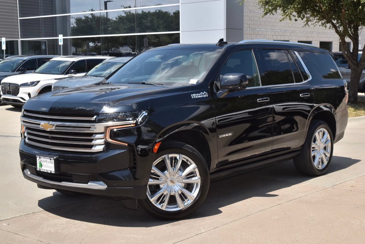 Used 2021 Chevrolet Tahoe High Country w/ Premium Package AWD/4WD image 45