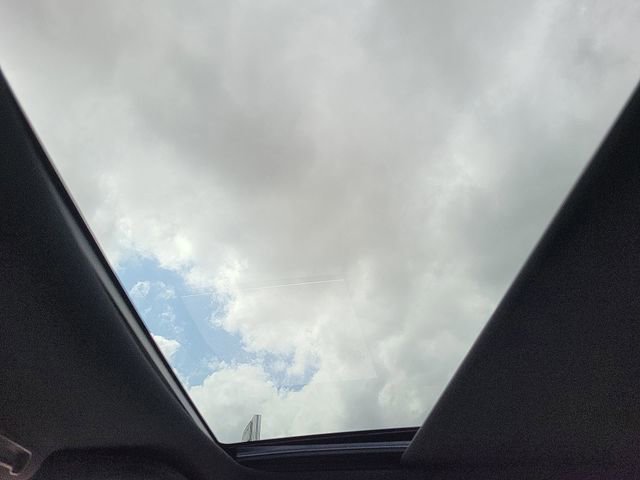 Used 2024 Ford Expedition Limited AWD/4WD image 16