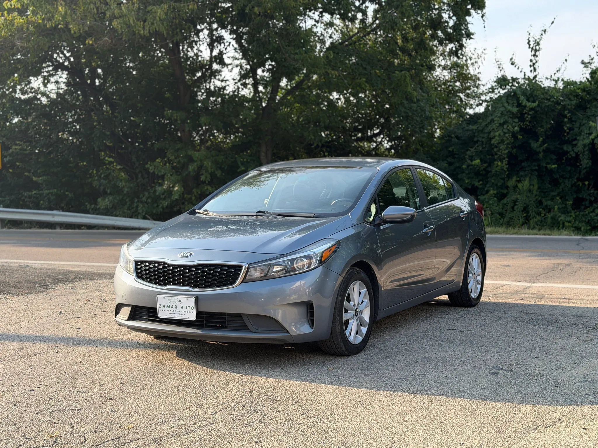 Used 2017 Kia Forte S FWD image 7
