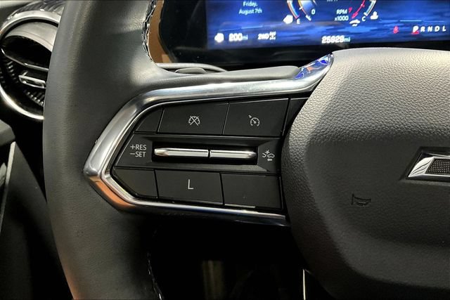 Certified 2025 Chevrolet Equinox ACTIV w/ Safety and Technology Package AWD/4WD image 10