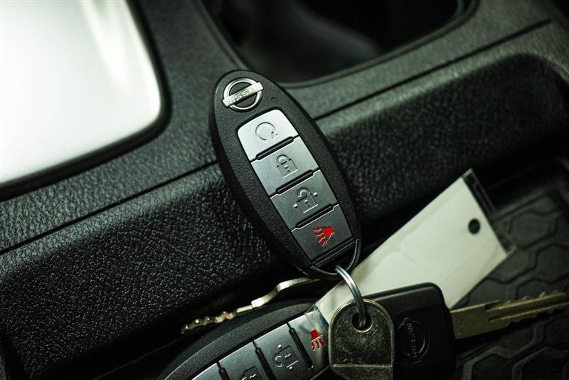 Used 2023 Nissan Frontier SV w/ SV Convenience Package image 22