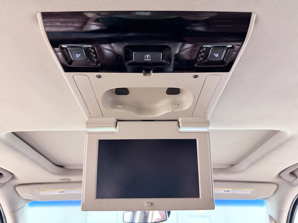 Used 2015 Cadillac Escalade ESV Premium AWD/4WD image 36