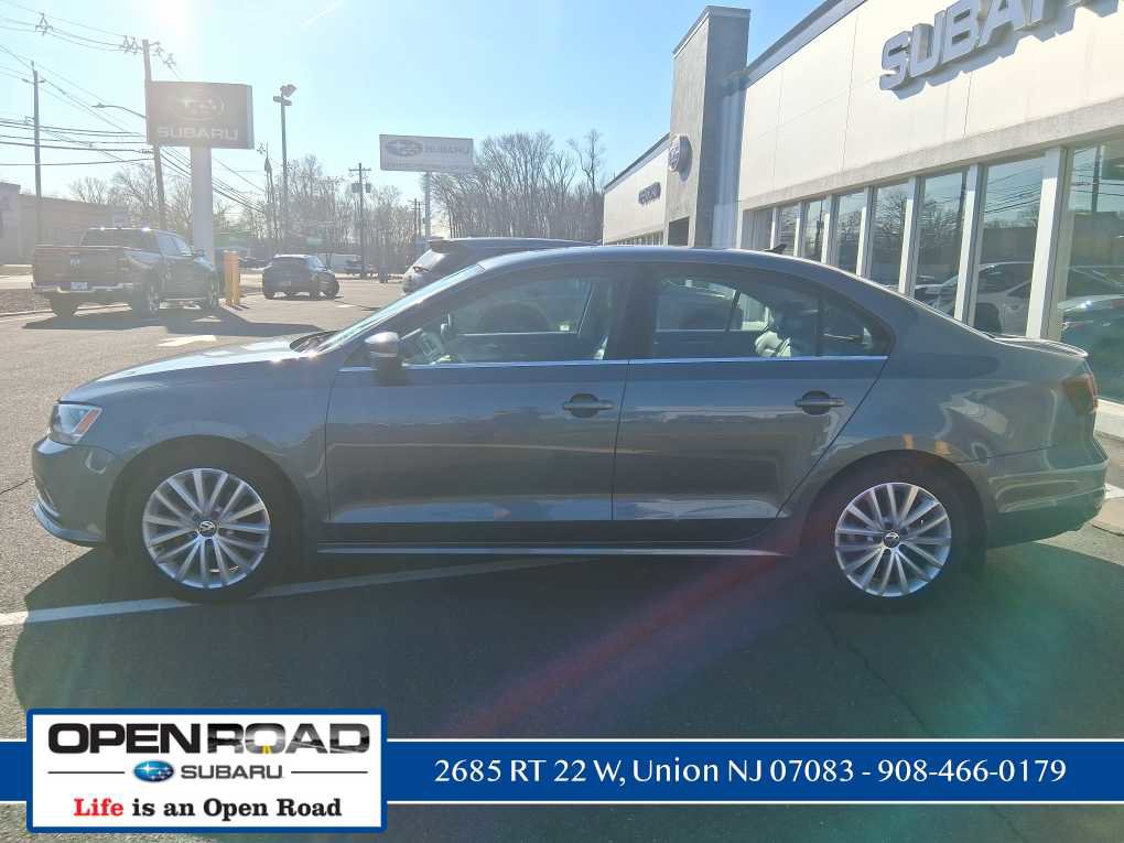 Used 2016 Volkswagen Jetta SEL image 4