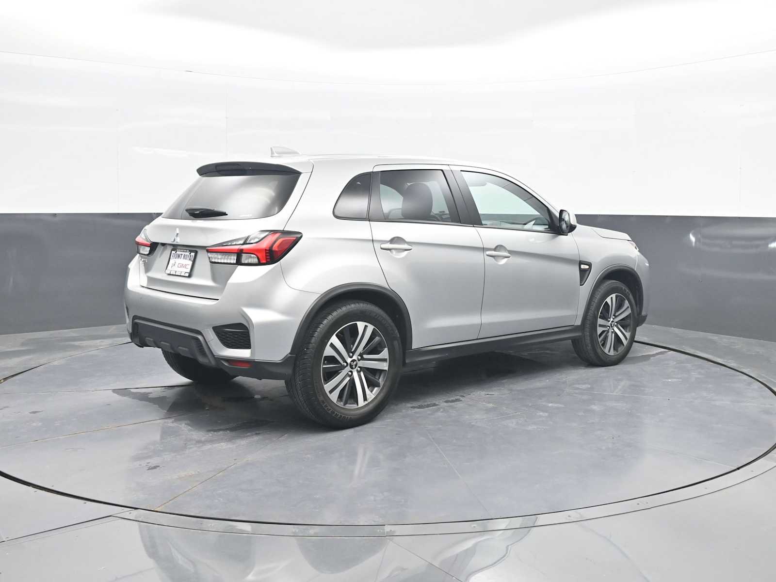 Used 2025 Mitsubishi Outlander Sport ES AWD/4WD image 8