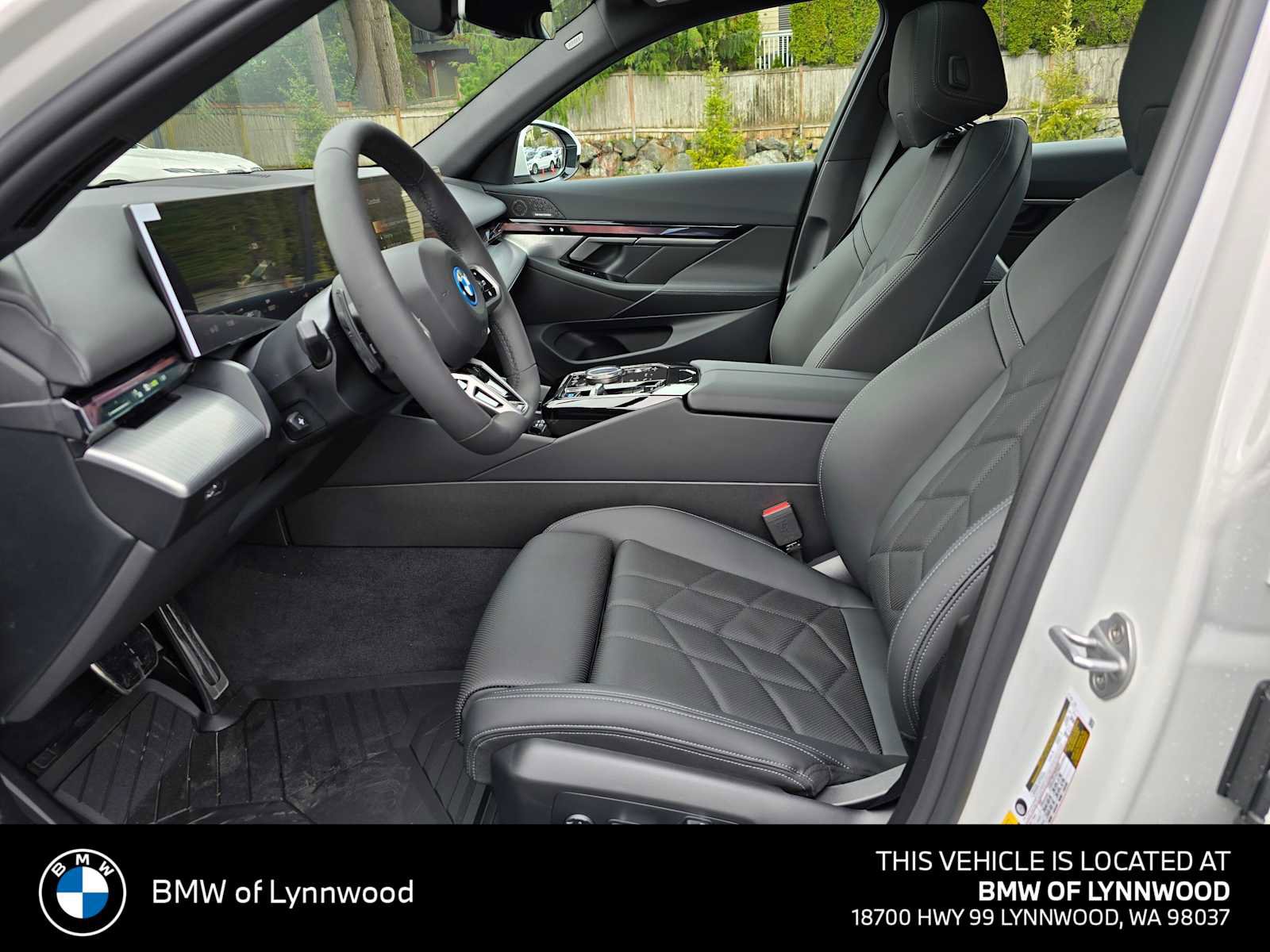 New 2026 BMW i5 eDrive40 w/ M Sport Package AWD/4WD image 20