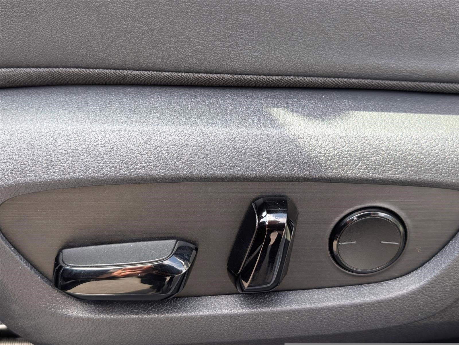 Used 2024 Lexus RX 350 Premium w/ Accessory Package (Z1) AWD/4WD image 21