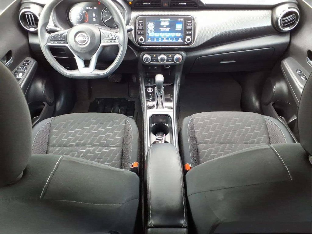 Certified 2023 Nissan Kicks SV FWD image 9