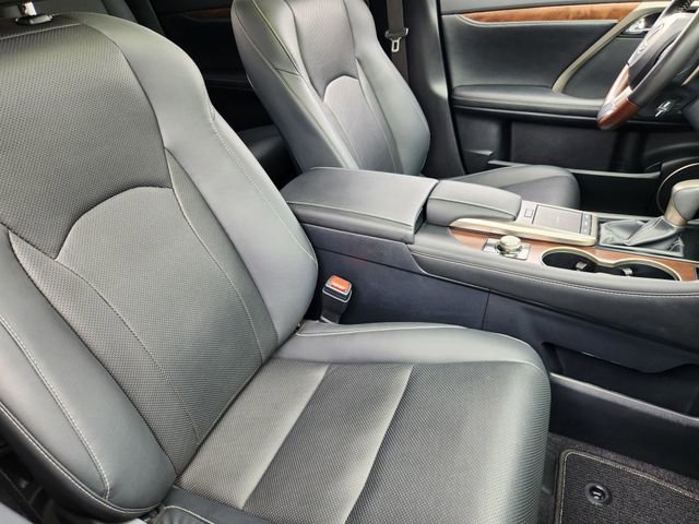 Used 2021 Lexus RX 350L Premium w/ Premium Package image 14