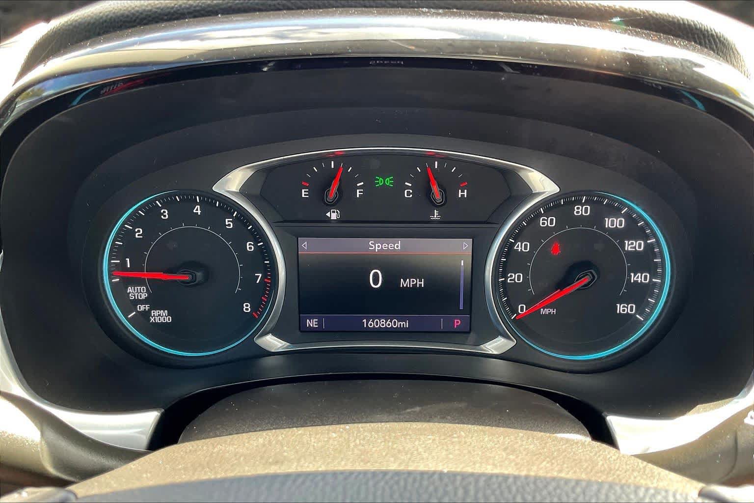 Used 2021 Chevrolet Traverse LT FWD image 20