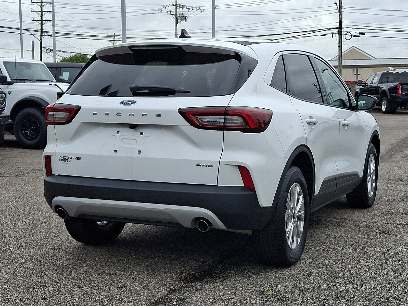Certified 2023 Ford Escape Active AWD/4WD image 10
