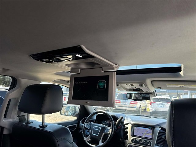Used 2020 GMC Yukon XL Denali w/ Denali Premium Package image 14