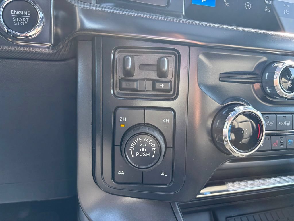 Used 2025 Ford F150 Lariat w/ Equipment Group 502A High AWD/4WD image 29