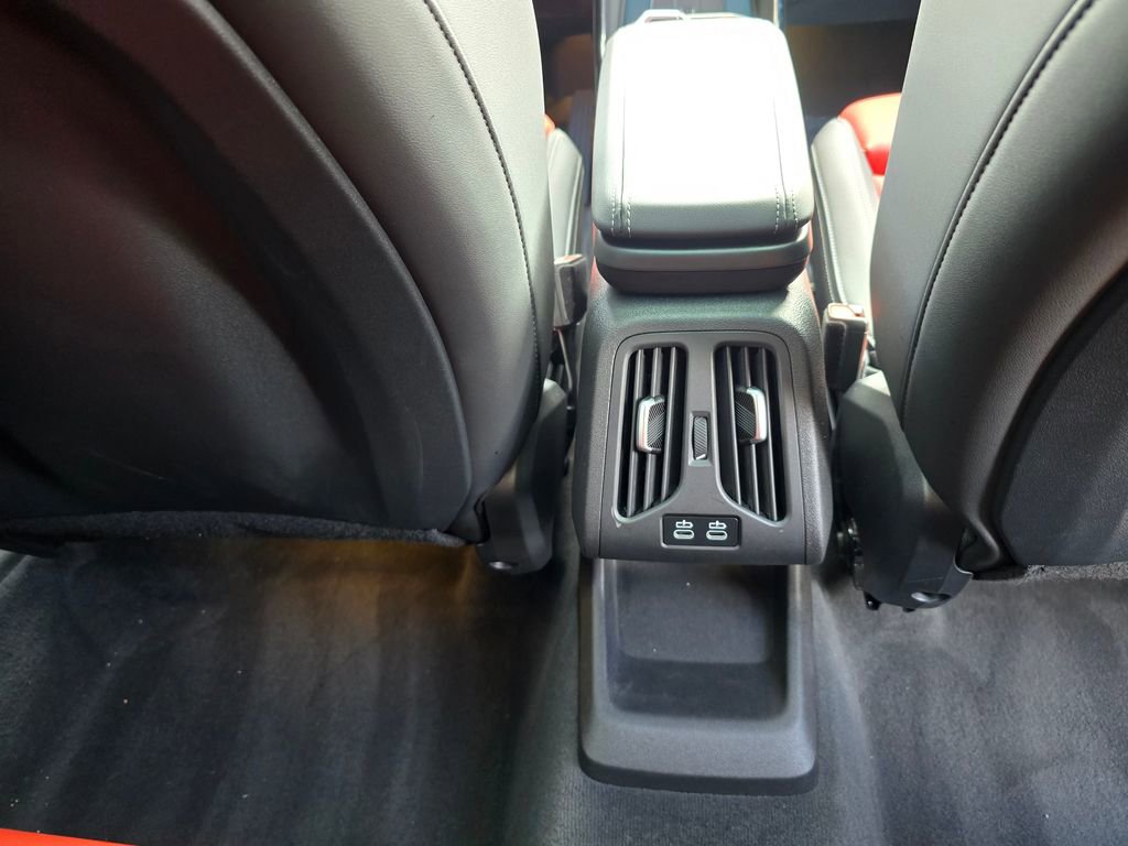 Used 2025 BMW X2 xDrive28i w/ Premium Package image 33