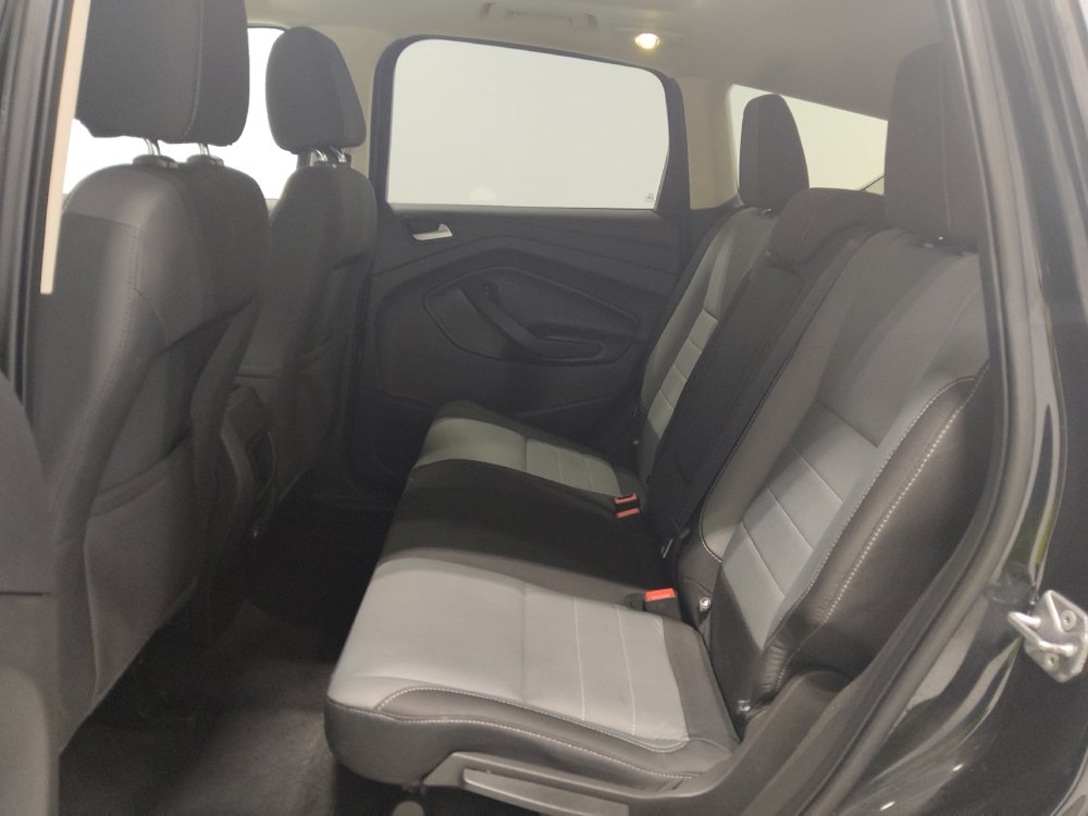 Used 2016 Ford Escape SE image 18