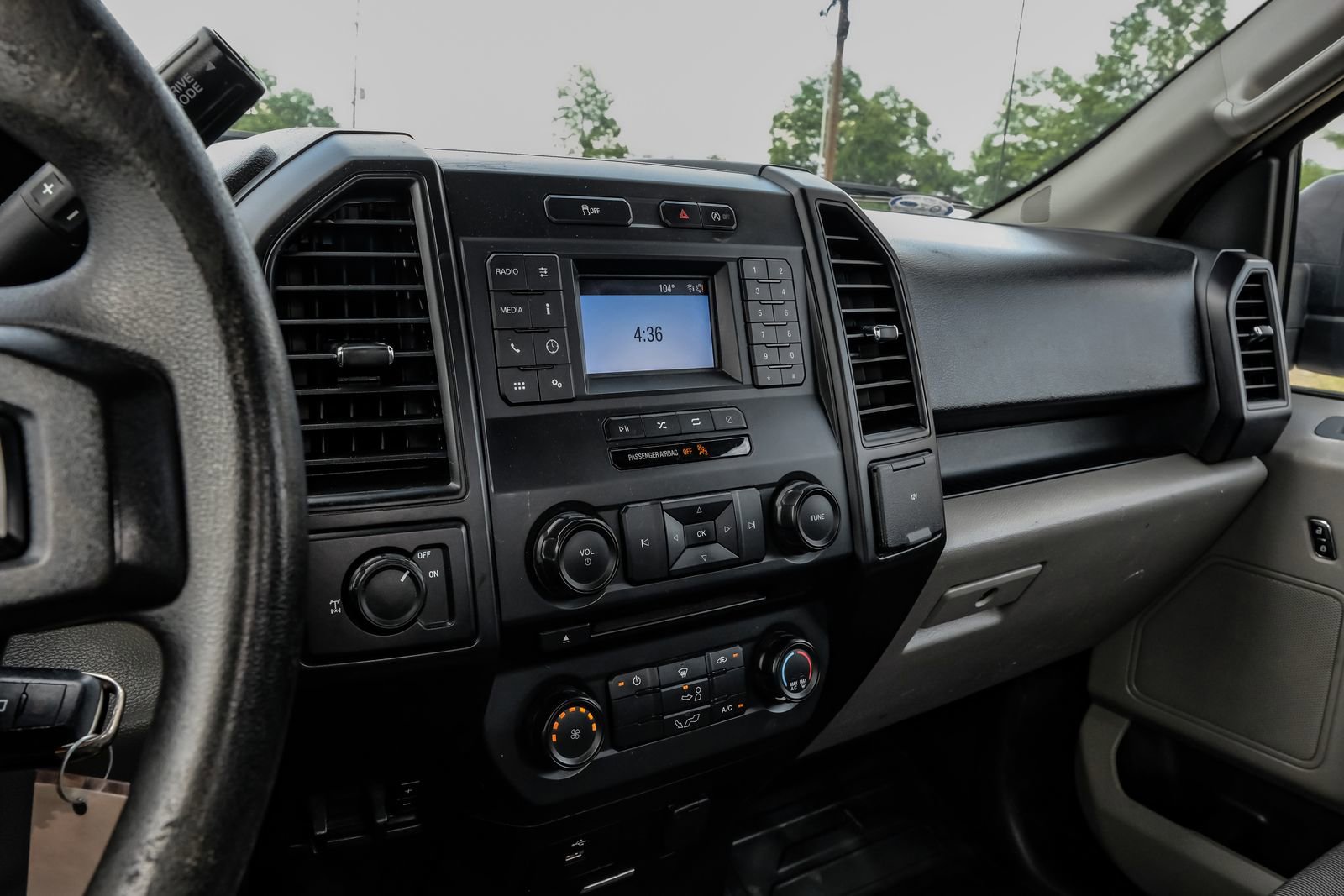 Used 2018 Ford F150 XL w/ Equipment Group 101A Mid RWD image 26