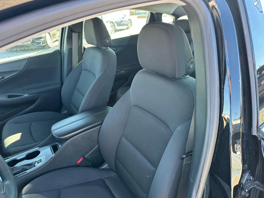 Used 2024 Chevrolet Malibu LT image 36