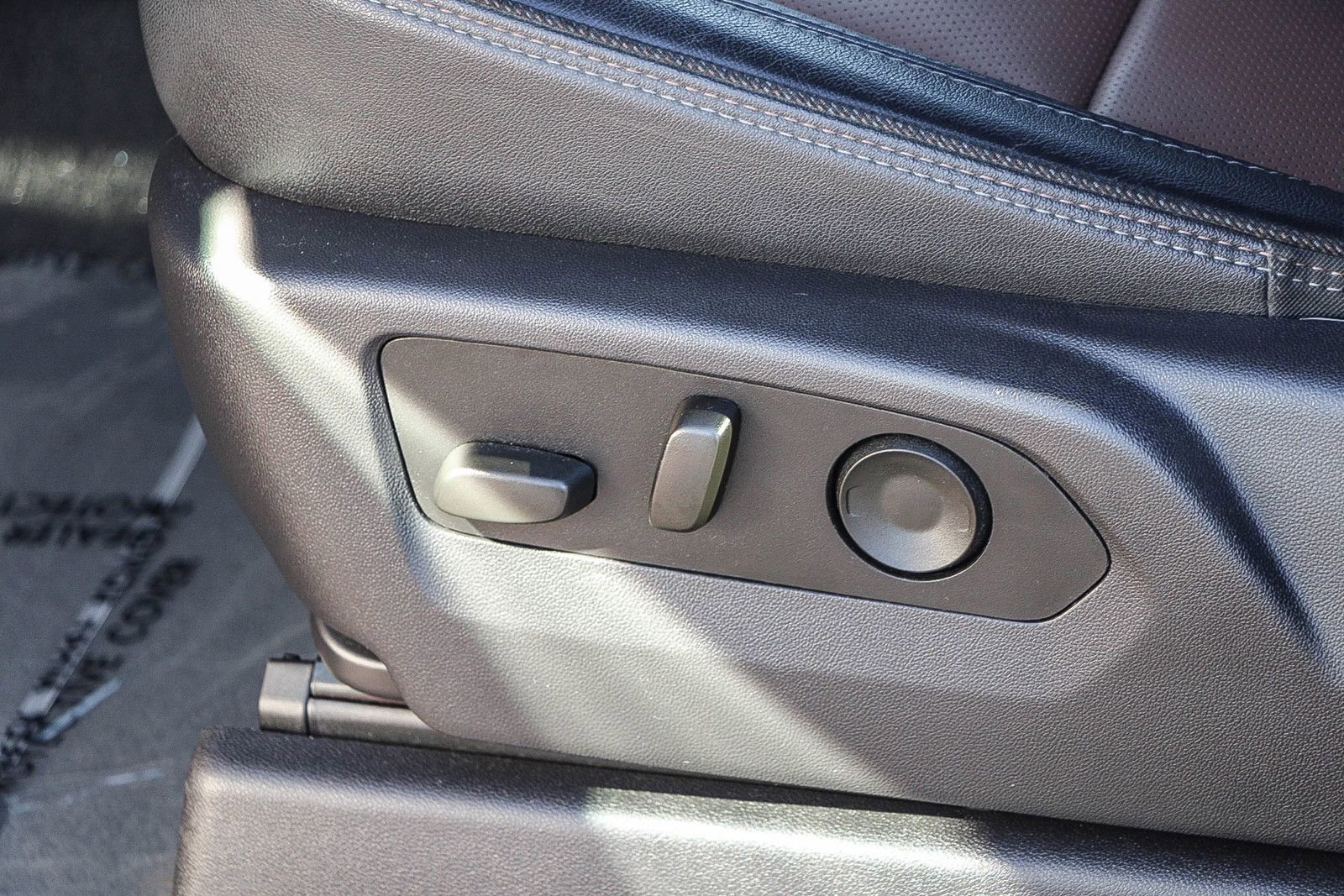 Used 2025 Chevrolet Silverado 3500 High Country w/ Technology Package image 18