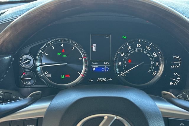 Used 2016 Lexus LX 570 4WD w/ Luxury Package image 33
