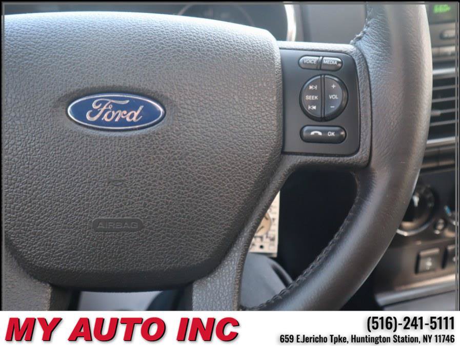 Used 2010 Ford Explorer XLT AWD/4WD image 19
