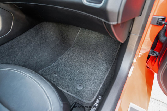 Used 2019 Chevrolet Corvette Stingray Coupe w/ Carbon Flash Badge Package image 73