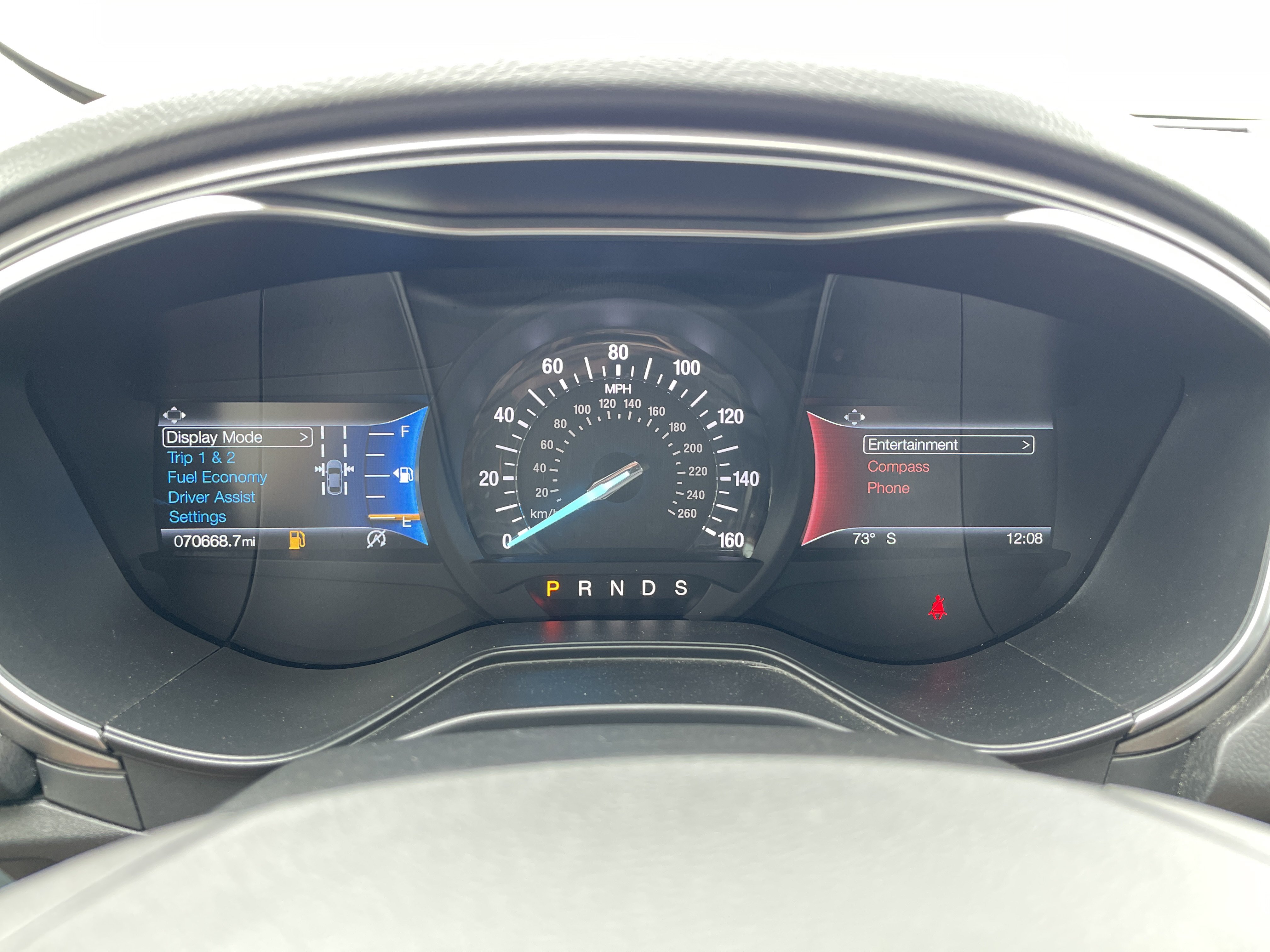 Used 2019 Ford Fusion SE FWD image 16