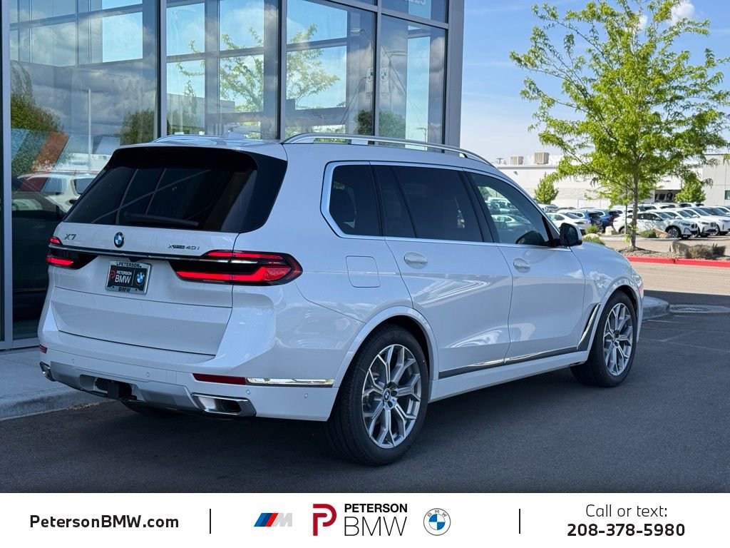 New 2027 BMW X7 xDrive40i w/ Premium Package AWD/4WD image 5