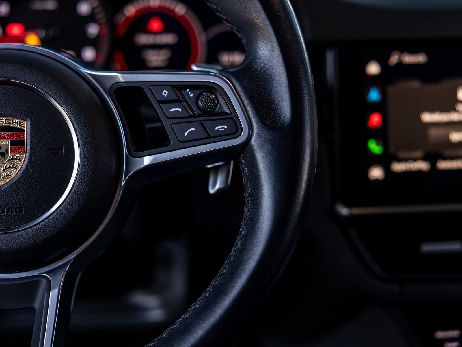 Certified 2023 Porsche Cayenne AWD/4WD image 44