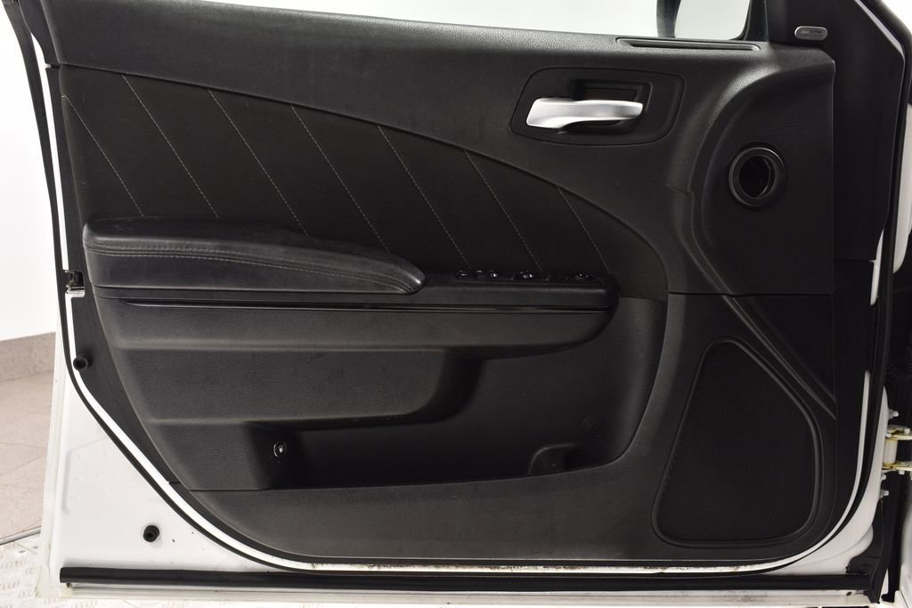 Used 2018 Dodge Charger GT w/ Blacktop Package image 9